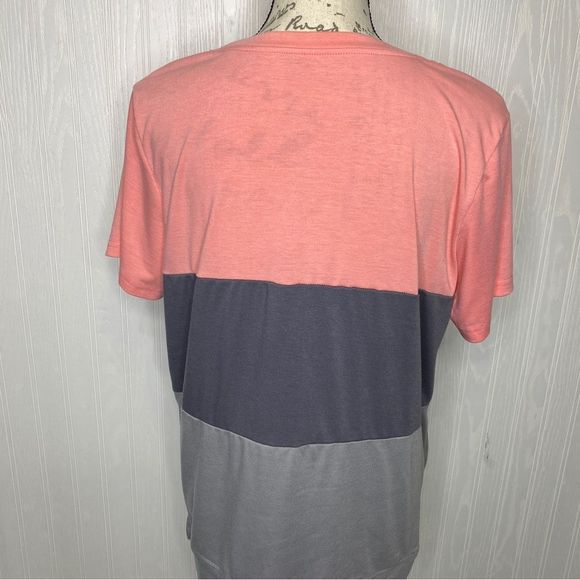 Colorblock short sleeve shirt Size Large - Picture 6 of 8